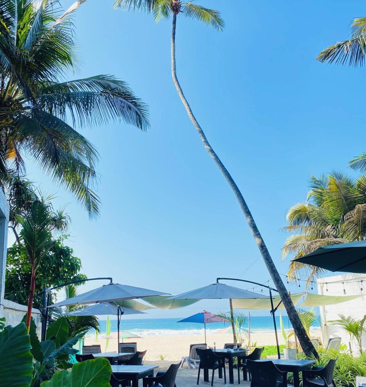 Josan Villa With A Glorious Beach And Sea View Habaraduwa Central Exterior foto
